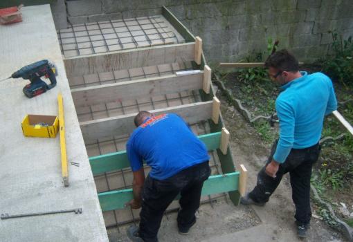 Réalisation d'un escalier extérieur en béton 