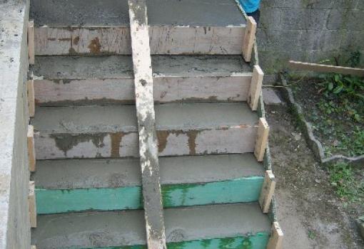 Réalisation d'un escalier extérieur en béton 