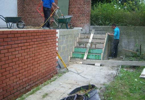 Réalisation d'un escalier extérieur en béton 